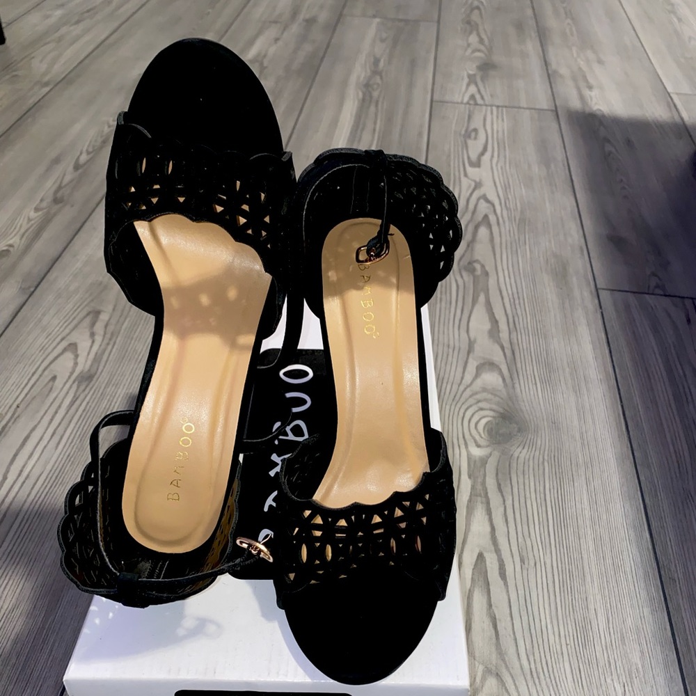 Women’s shoes